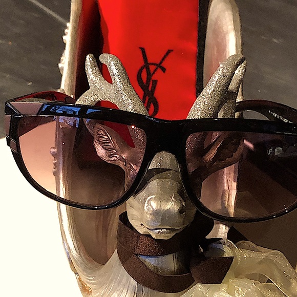 Yves Saint Laurent Sunglasses - Picture 2 of 8